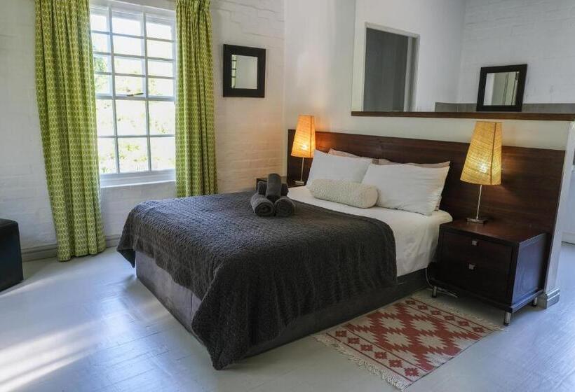 بنسيون Old Potters Inn