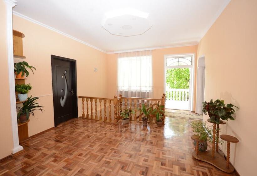 پانسیون Olimpo Guest House