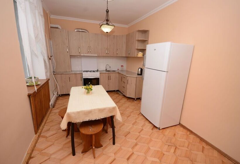 پانسیون Olimpo Guest House