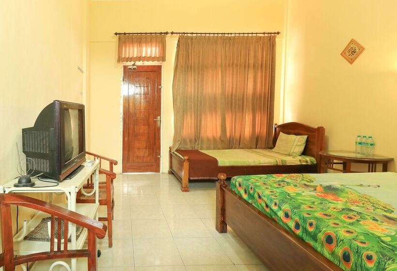 膳宿费 Penginapan Pondok Rizqi Syariah