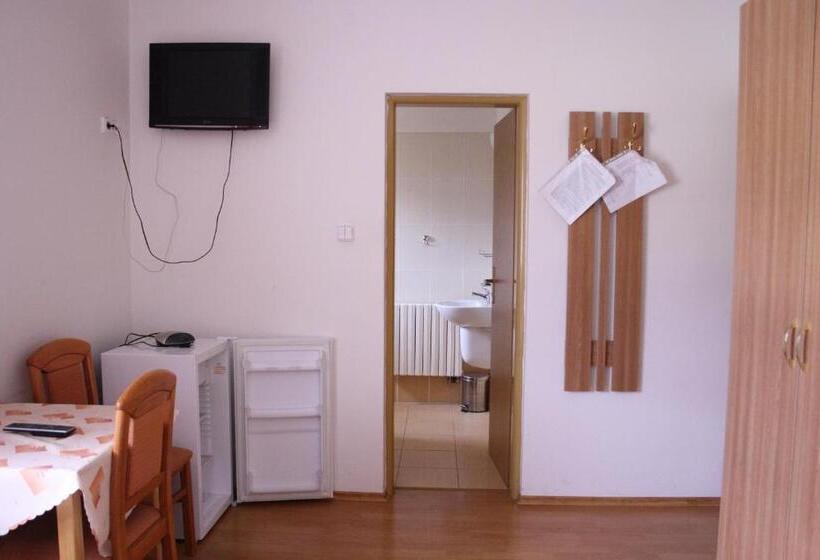 פנסיון Penzión Koras