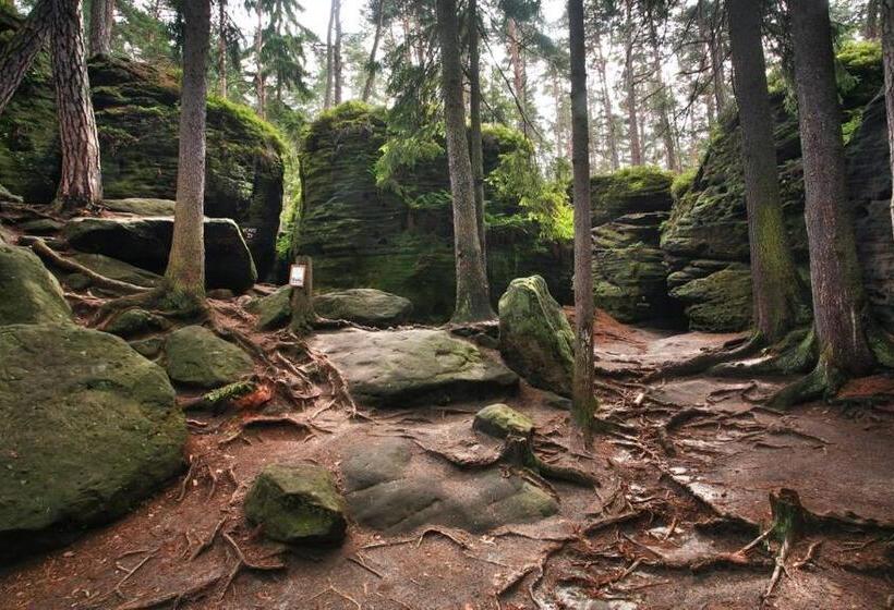 ペンション Penzion V Podzámčí Litomyšl