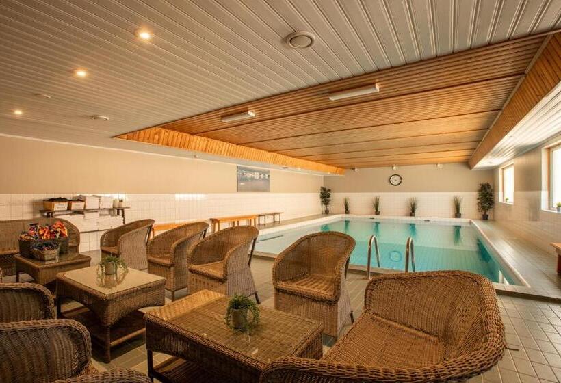 بنسيون Poukama