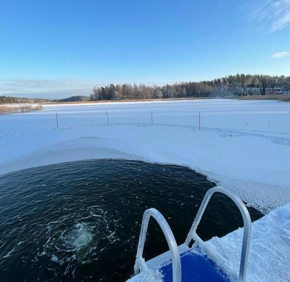بنسيون Poukama