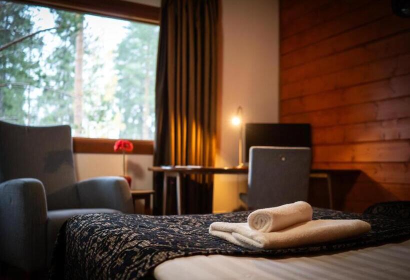 بنسيون Poukama