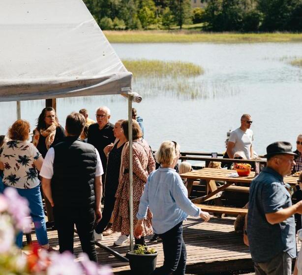 بنسيون Poukama