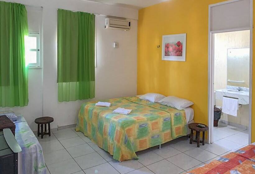 ペンション Pousada A Praia