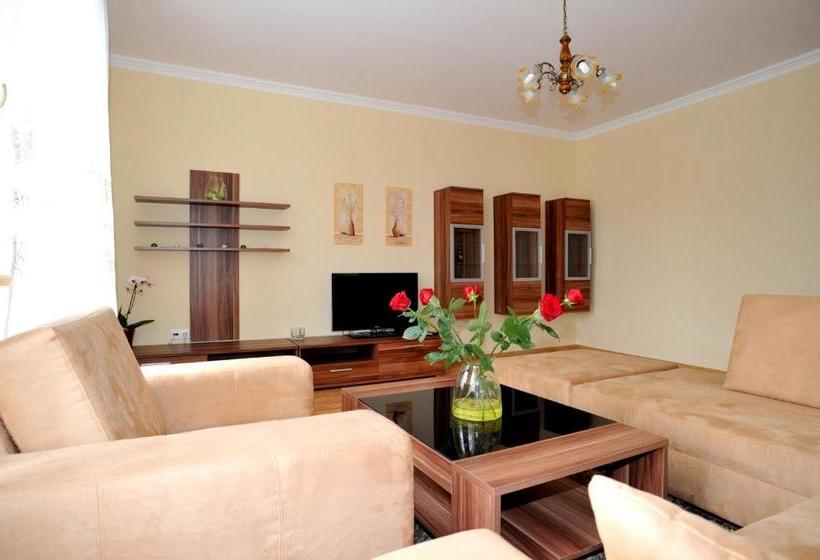 פנסיון Penzion Anesis   štúdiá