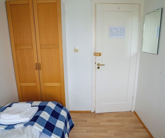 پانسیون The Nest