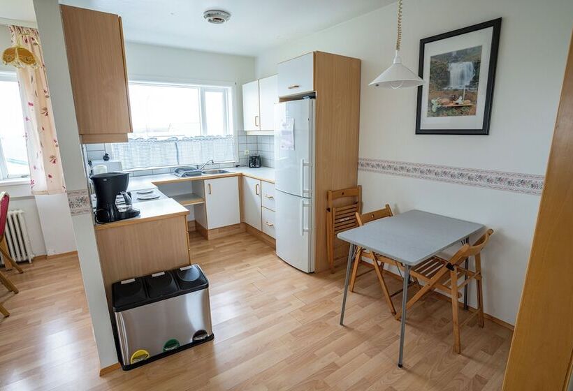 پانسیون The Nest