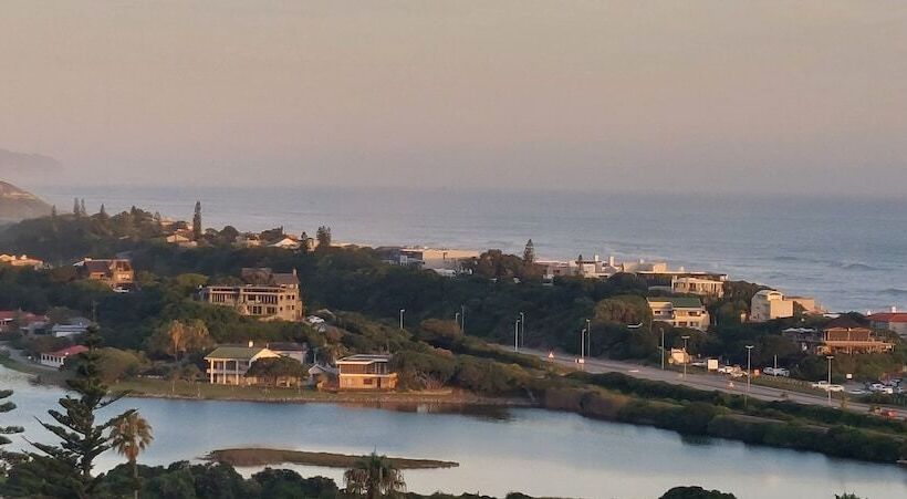 پانسیون The Tops