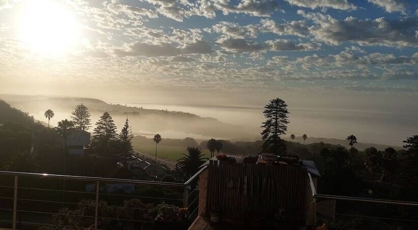 پانسیون The Tops