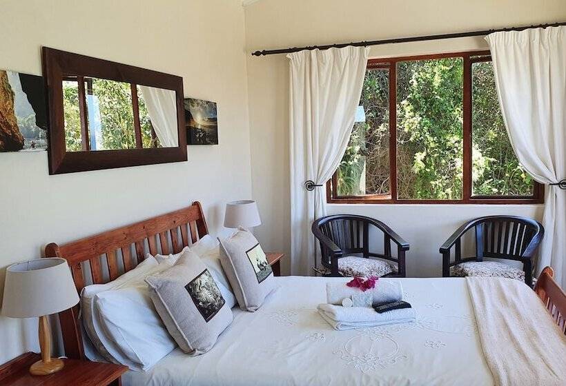 پانسیون The Tops