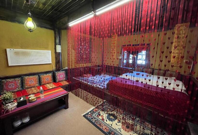 פנסיון Timeless Inn