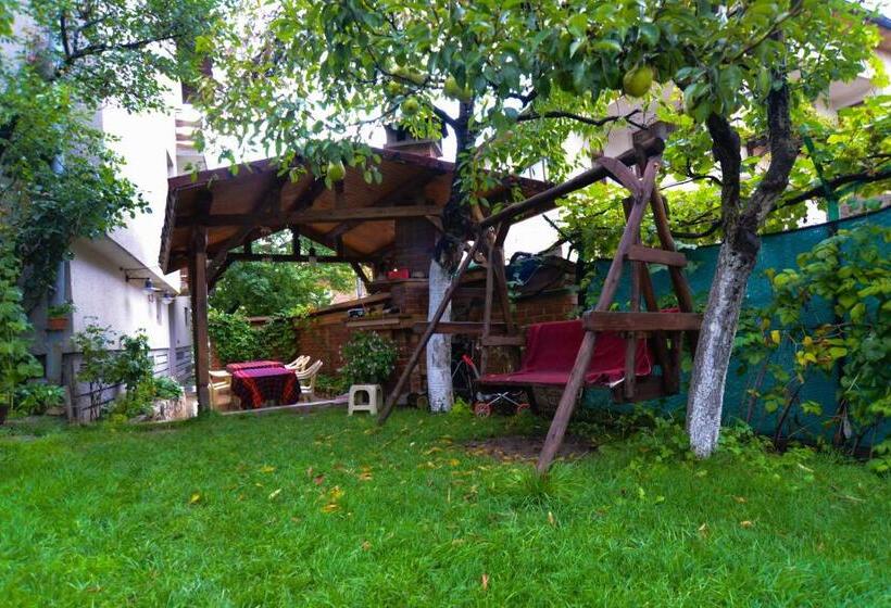 膳宿费 Topuzovi Guest House