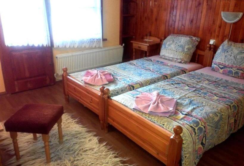 膳宿费 Veselata Guest House