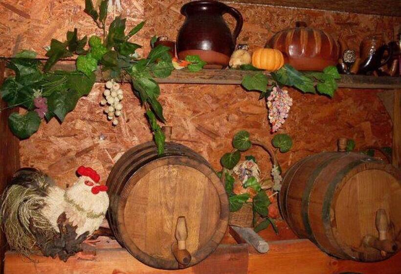 膳宿费 Veselata Guest House