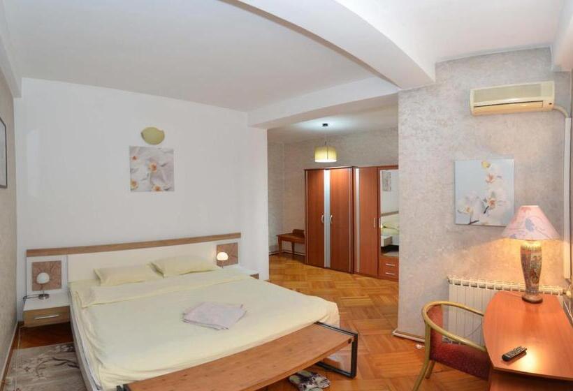 پانسیون Vila A&b