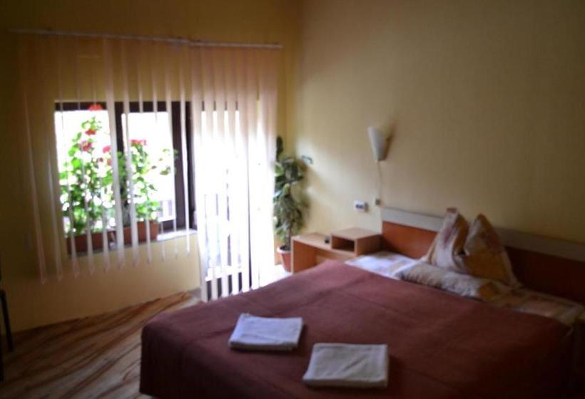 Pensiune Turistica Milcov Vladet