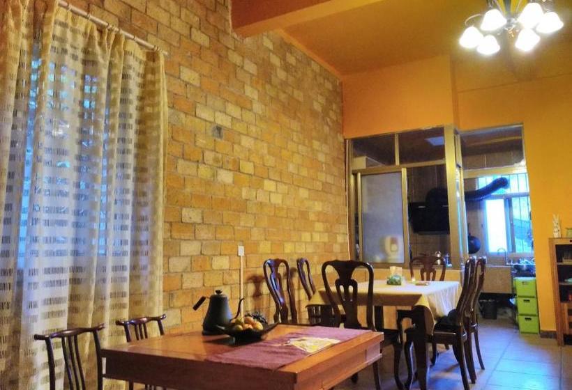 بنسيون Yuanyang Flower And Horse Inn