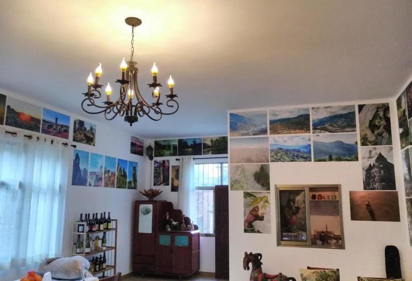 بنسيون Yuanyang Flower And Horse Inn