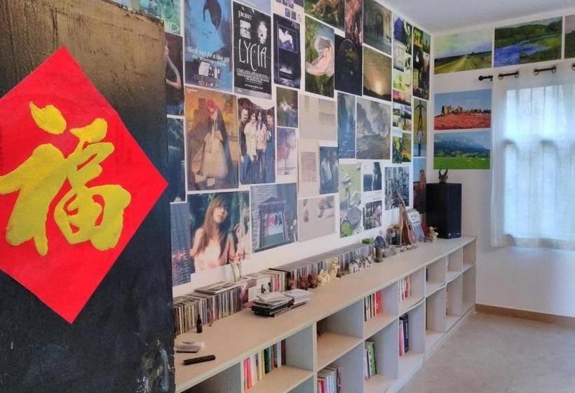 بنسيون Yuanyang Flower And Horse Inn