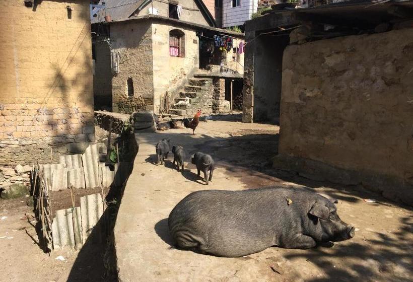 بنسيون Yuanyang Flower And Horse Inn