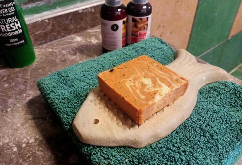 بنسيون Yuanyang Flower And Horse Inn