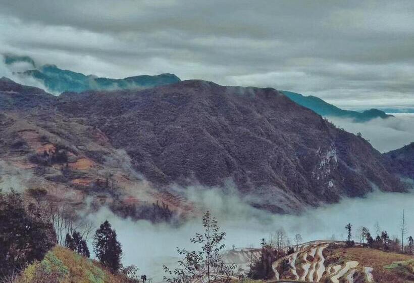 بنسيون Yuanyang Flower And Horse Inn