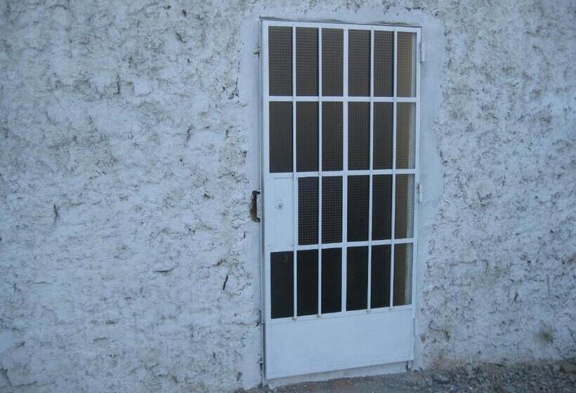 ユースホステル Posada Gino