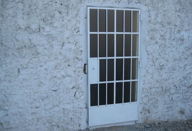 ユースホステル Posada Gino