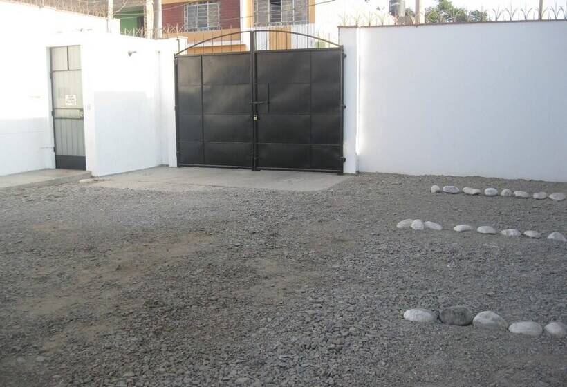 ユースホステル Posada Gino