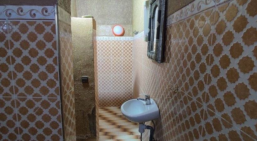 هاستل Prends Ton Temps