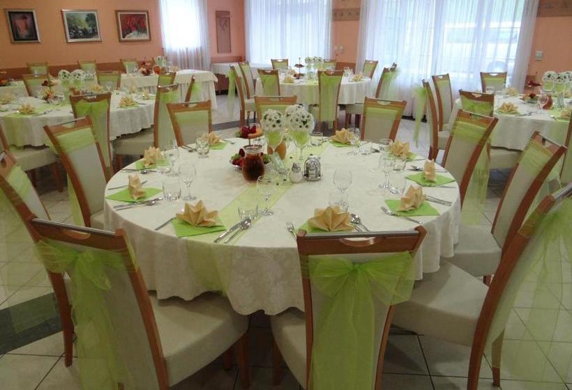 هاستل Rooms Hochkraut