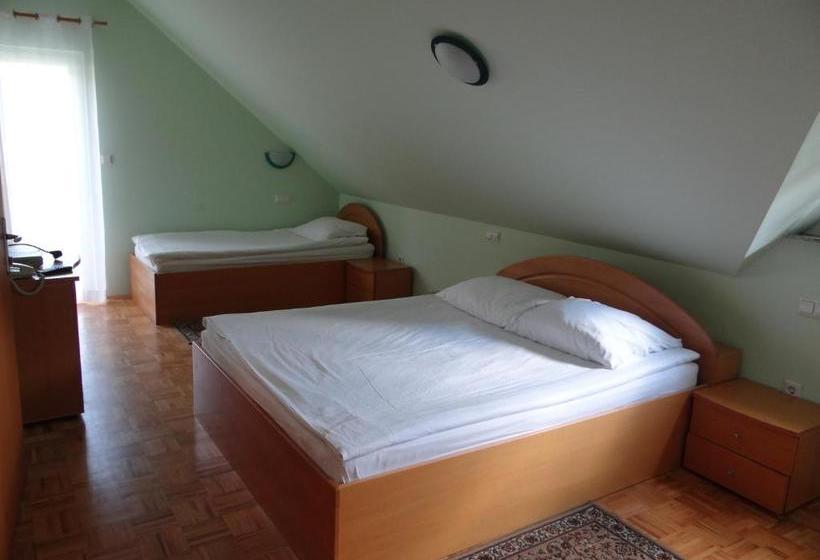 هاستل Rooms Hochkraut