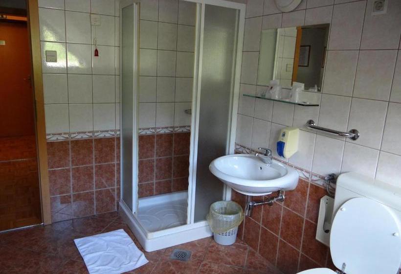 هاستل Rooms Hochkraut