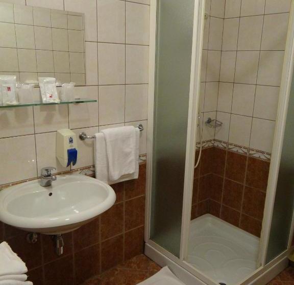 هاستل Rooms Hochkraut