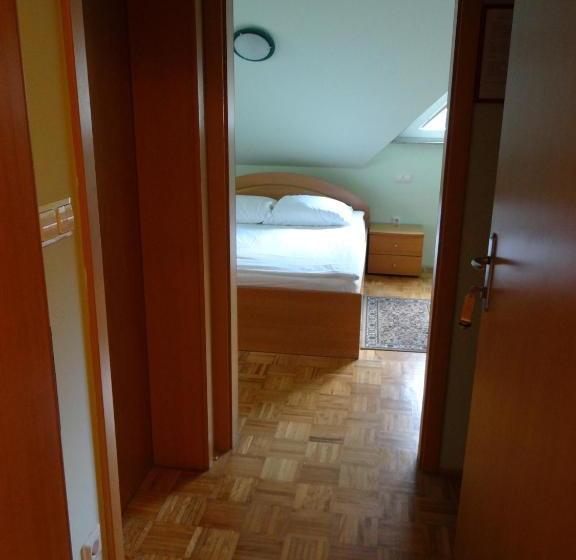 هاستل Rooms Hochkraut
