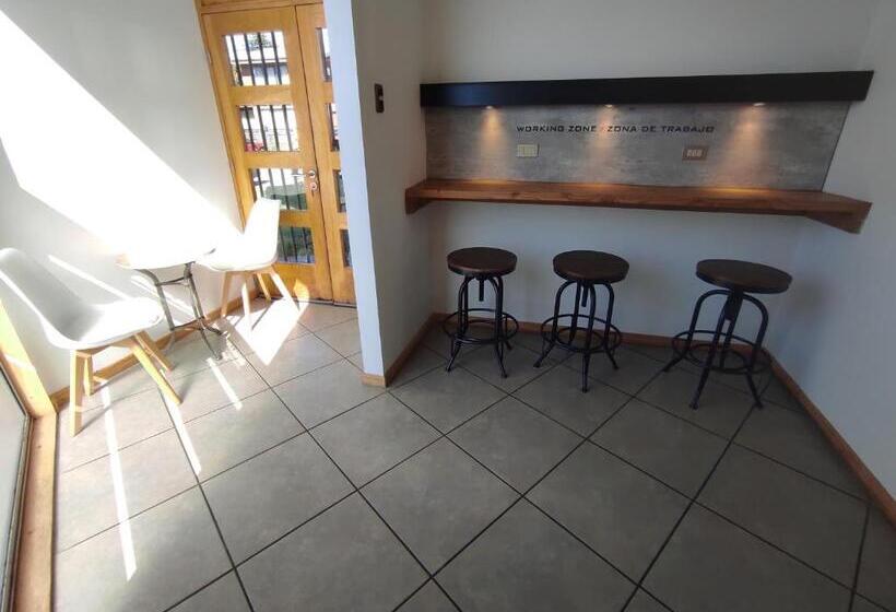 Apart Hotel Quillango