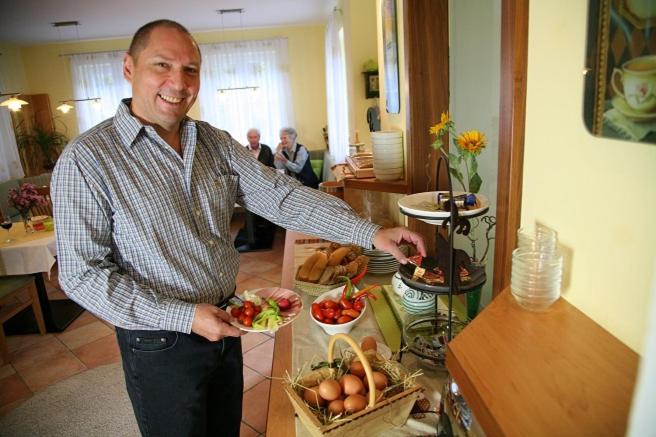 ベッドアンドブレックファースト Frühstückspension Krump