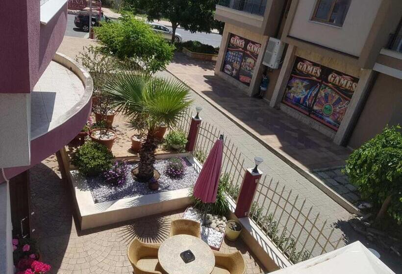 Cabana Beach Club Complex