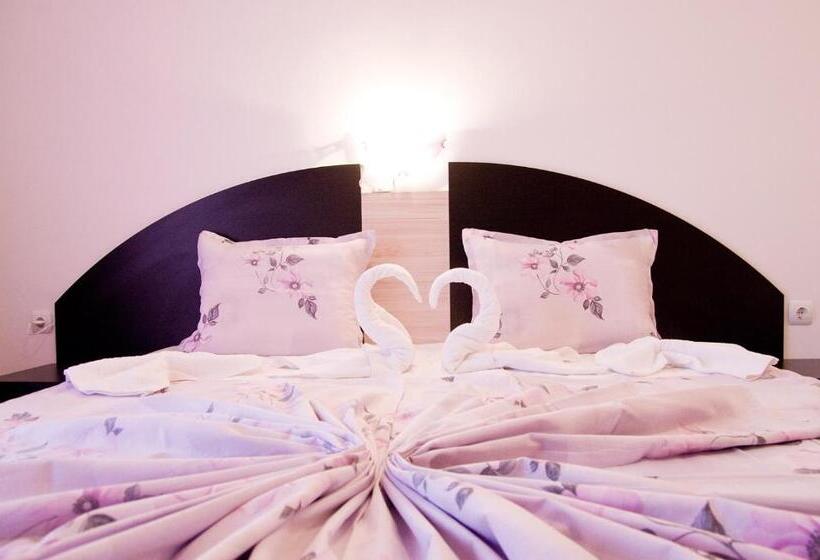 Cabana Beach Club Complex