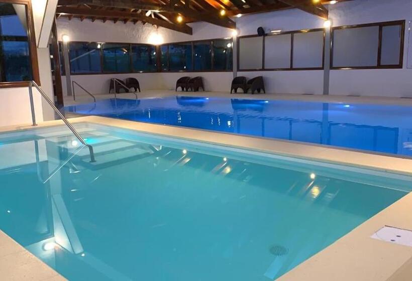 Costa Brava Apart Hotel & Suites