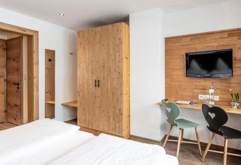 Gasthof Pension Wulfenia