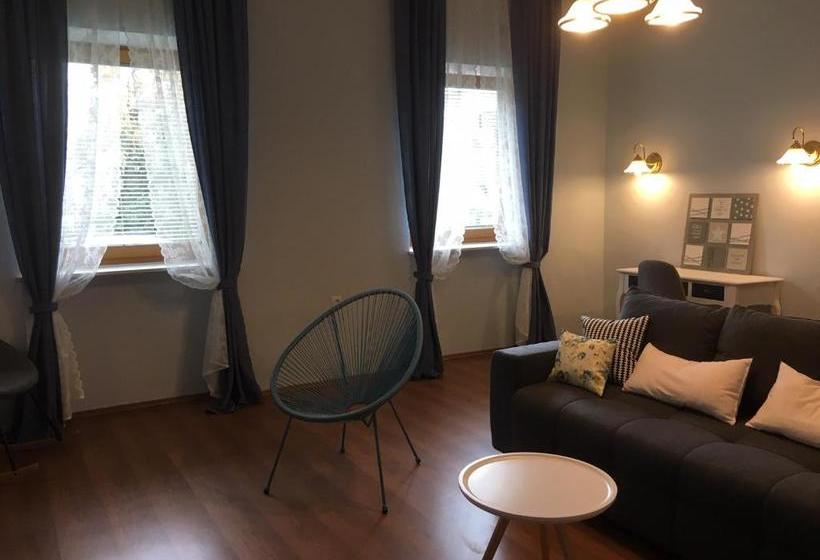 Helenental Pension & Apartments