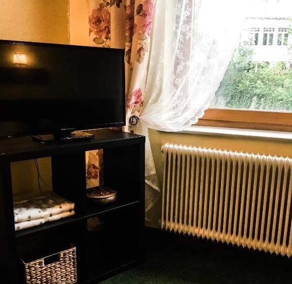 Helenental Pension & Apartments