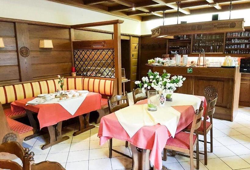 Helenental Pension & Apartments