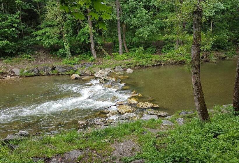 Helenental Pension & Apartments