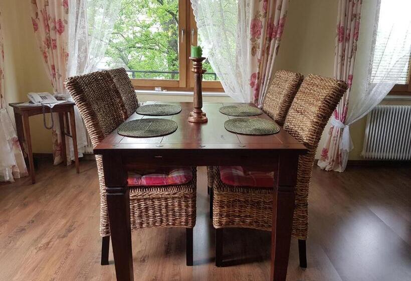 Helenental Pension & Apartments