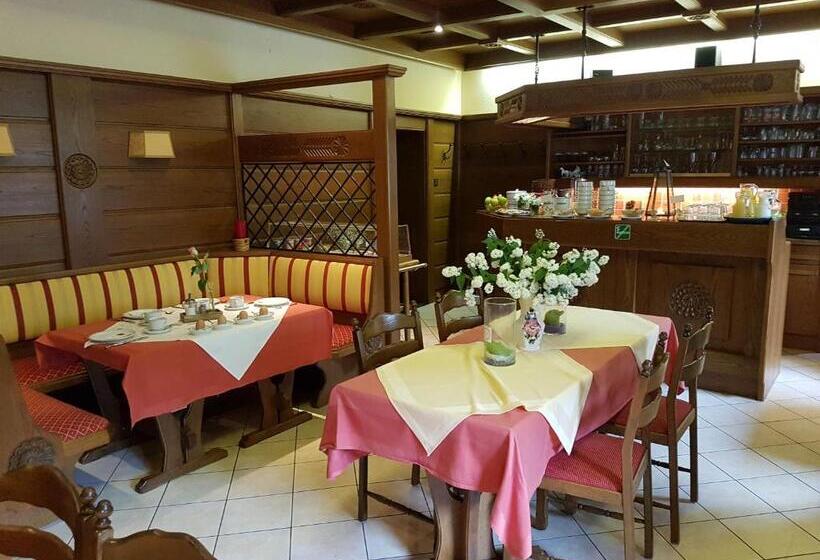 Helenental Pension & Apartments